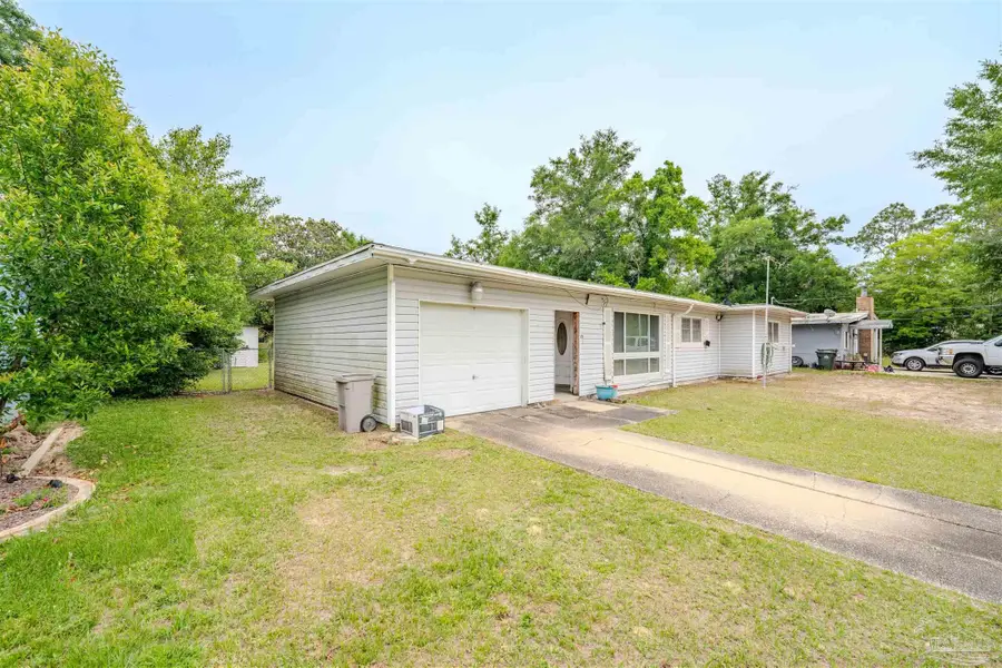 26 Adkinson Dr, Pensacola, FL 32506 - #2