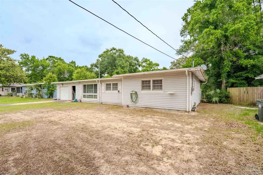 26 Adkinson Dr, Pensacola, FL 32506 - #3