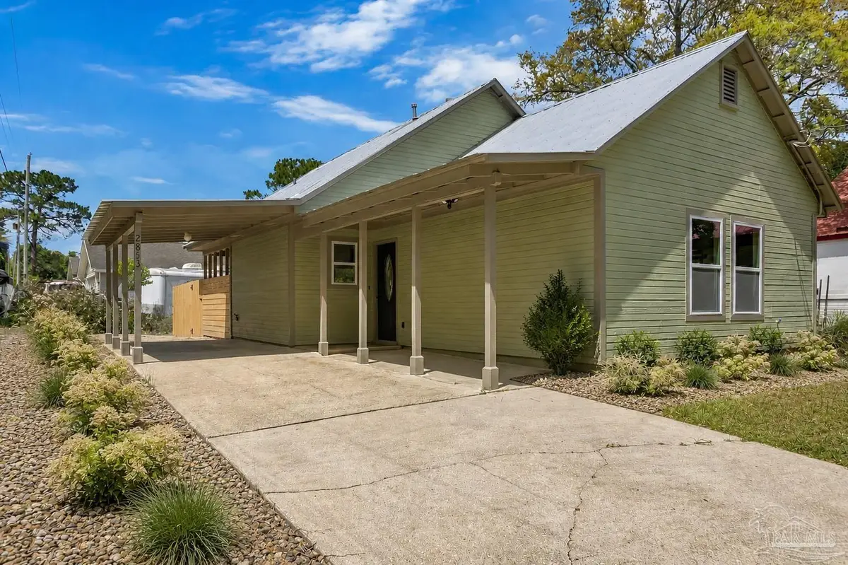 2853 Hidden Springs Dr, Pensacola, FL 32526 - #1