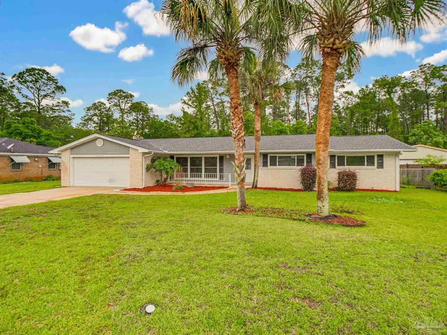 7390 Chesterfield Rd, Pensacola, FL 32506 - #2