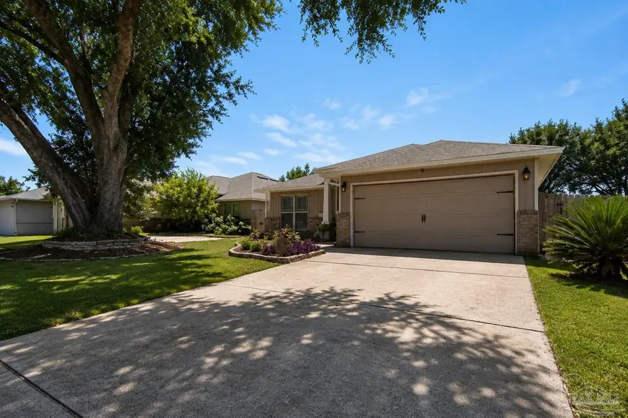 5873 Fairlands Rd, Milton, FL 32583 - #2