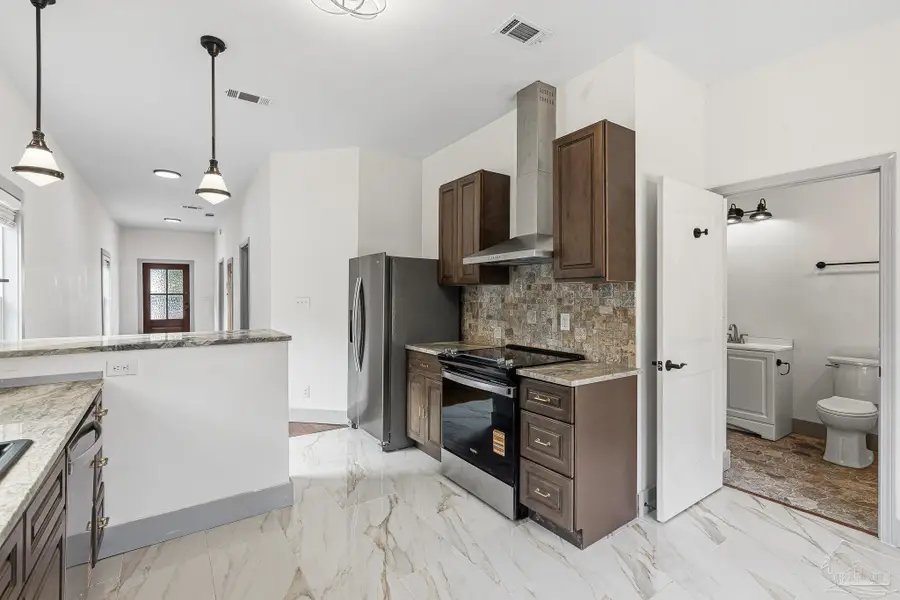 1302 Dr Martin Luther King Jr Dr, Pensacola, FL 32503 - #2