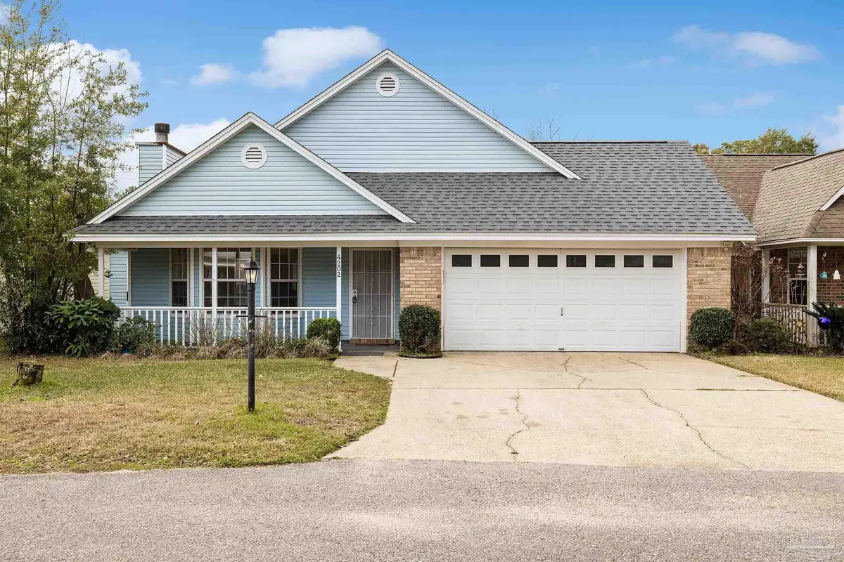 4202 Spanish Trail Pl, Pensacola, FL 32504 - #1