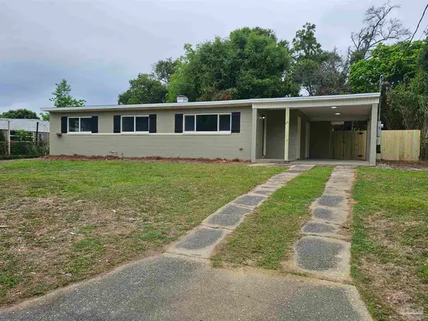 27 Feldor Dr, Pensacola, FL 32506