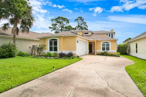 1124 Willowood Cir, Gulf Breeze, FL 32563