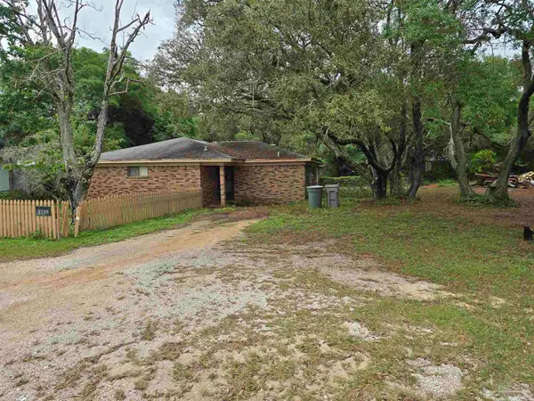 5802 Winifred Ave, Pensacola, FL 32507
