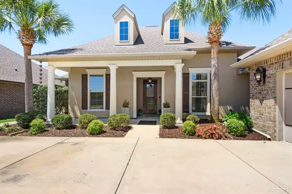 1513 Sabal Palm Dr, Gulf Breeze, FL 32563