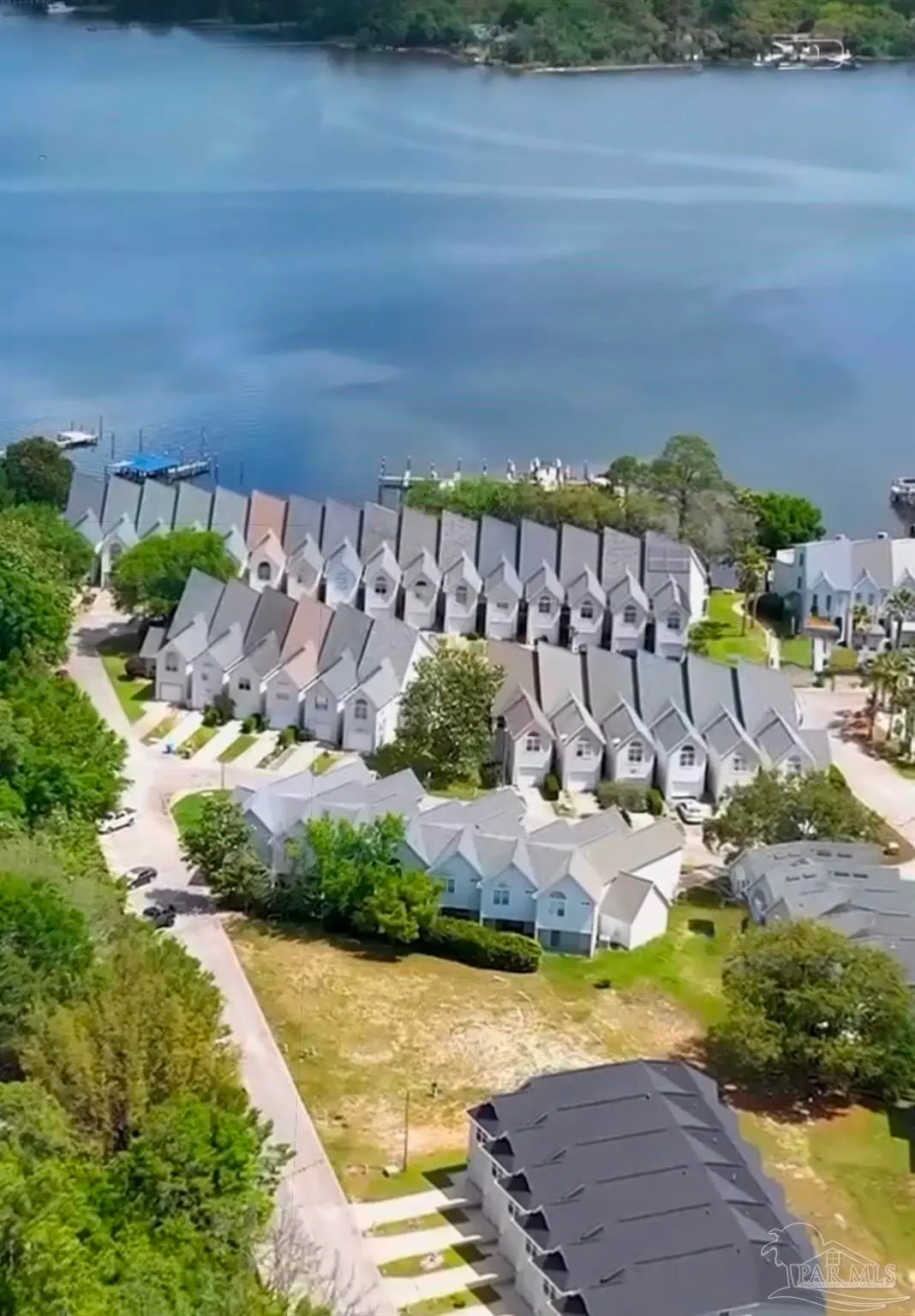 7267 Majestic Blvd, Navarre, FL 32566 - #1