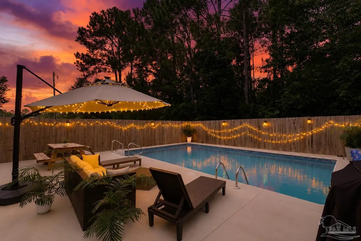 7076 Lake Joanne Dr, Pensacola, FL 32506 - #1