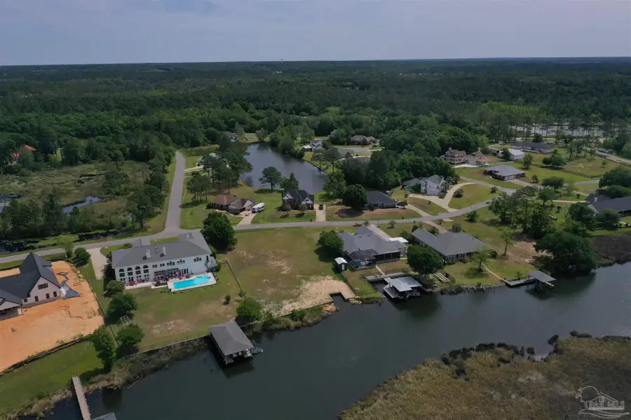 7432 San Ramon Dr, Milton, FL 32583 - #3