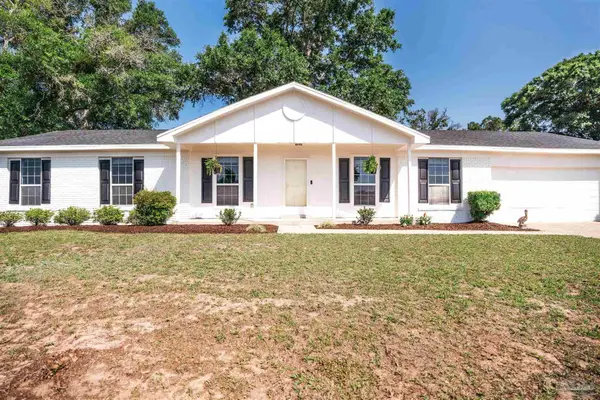 2530 Tomlinson Rd, Pensacola, FL 32526