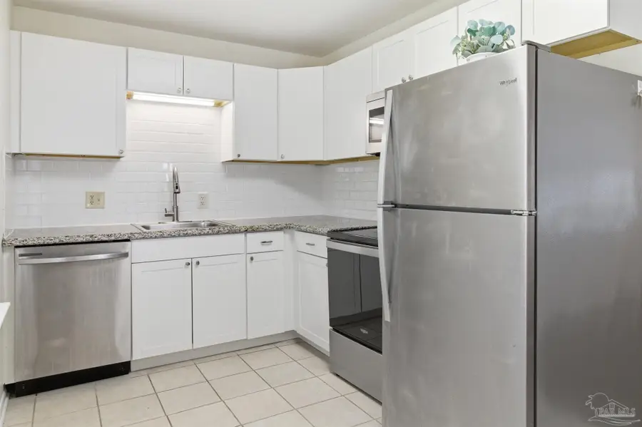 6710 Malvern St, Pensacola, FL 32506 - #2
