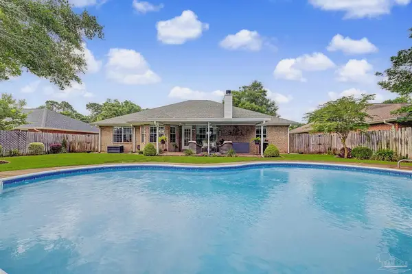 5644 Sweetbirch Ln, Milton, FL 32583