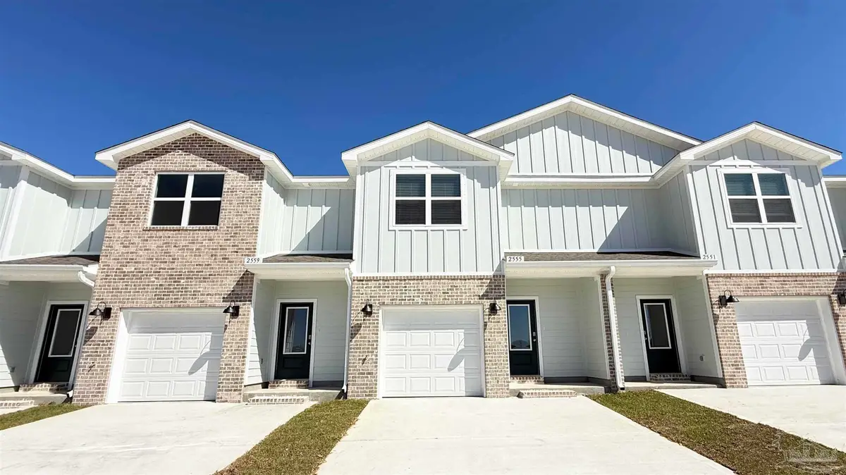2371 Cliff Hollow Cir, Gulf Breeze, FL 32563 - #1