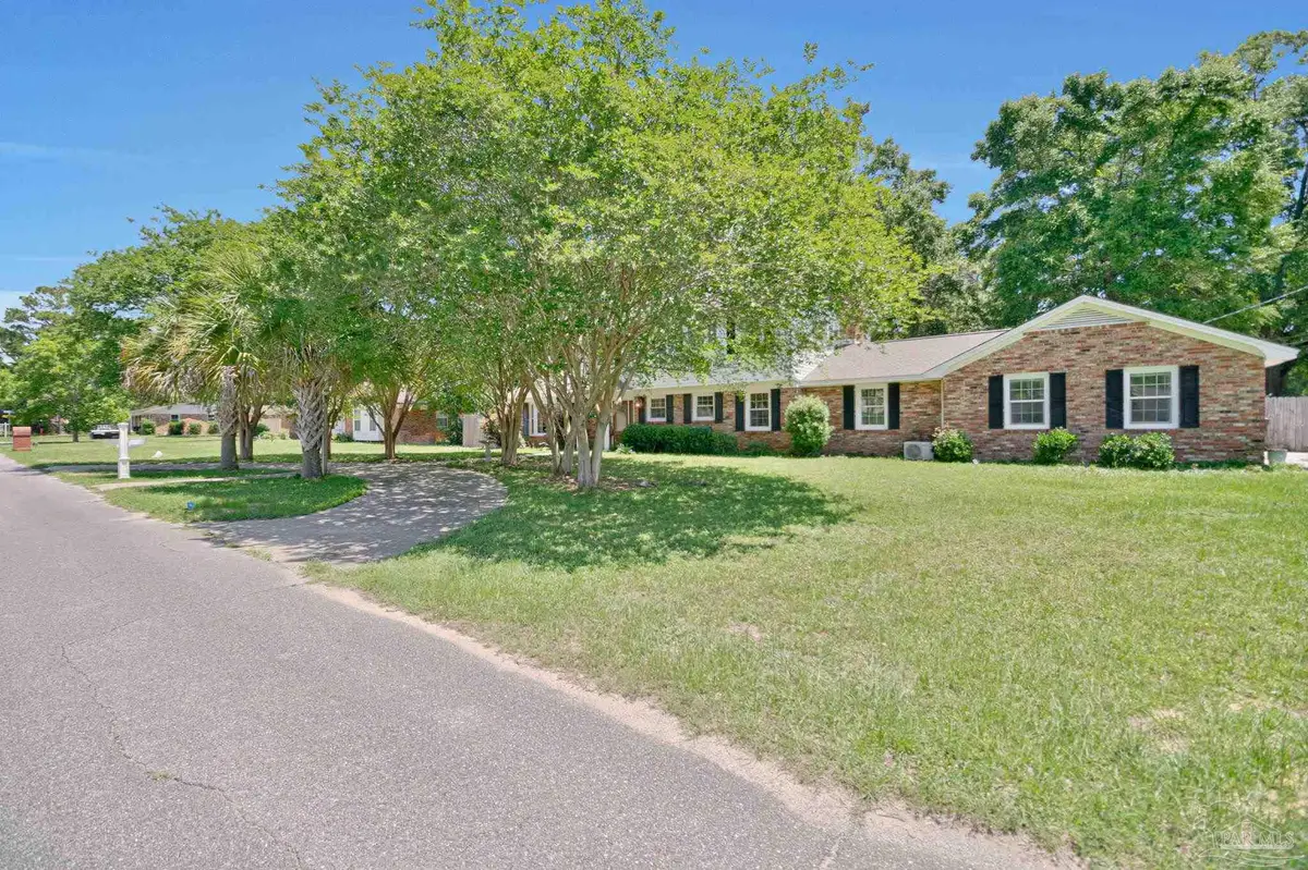 6210 Maybelle Dr, Pensacola, FL 32504 - #1