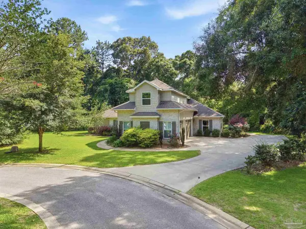 5800 S Mosley Ln, Crestview, FL 32539