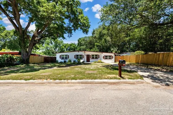 9 Edgemont Dr, Pensacola, FL 32506