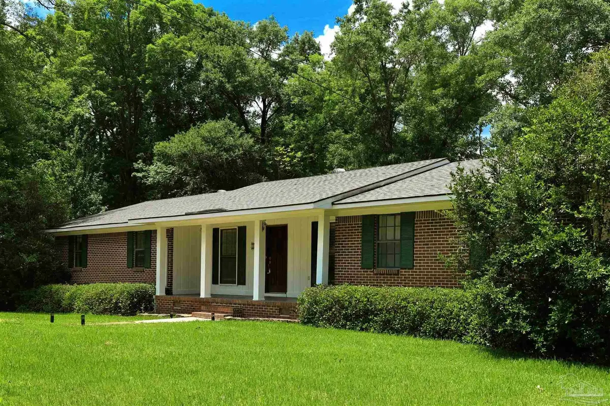 826 Windsorwood Dr, Thomasville, AL 36784 - #1