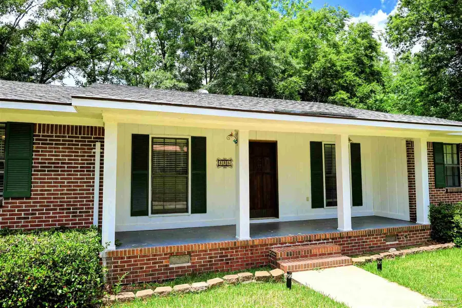 826 Windsorwood Dr, Thomasville, AL 36784 - #2