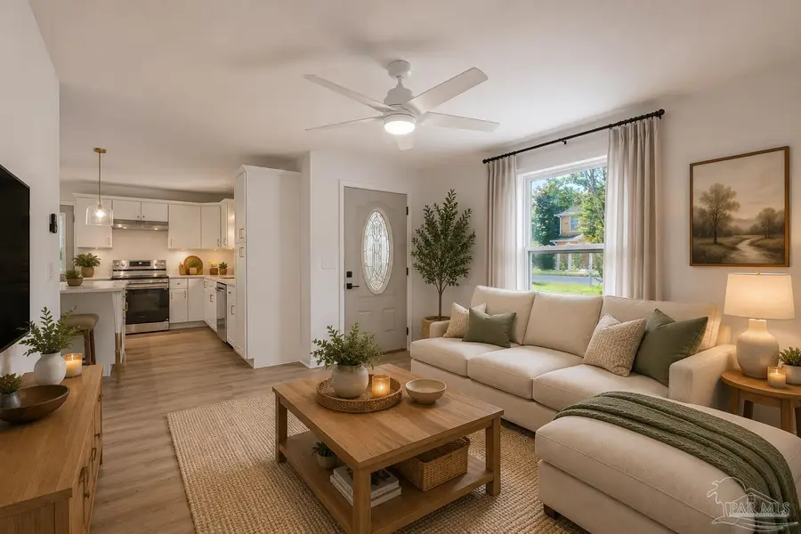 1802 W Godfrey St, Pensacola, FL 32501 - #3