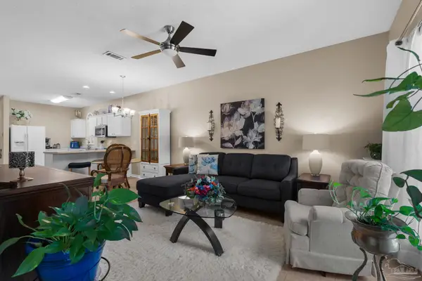 7101 Joy St #K3, Pensacola, FL 32504