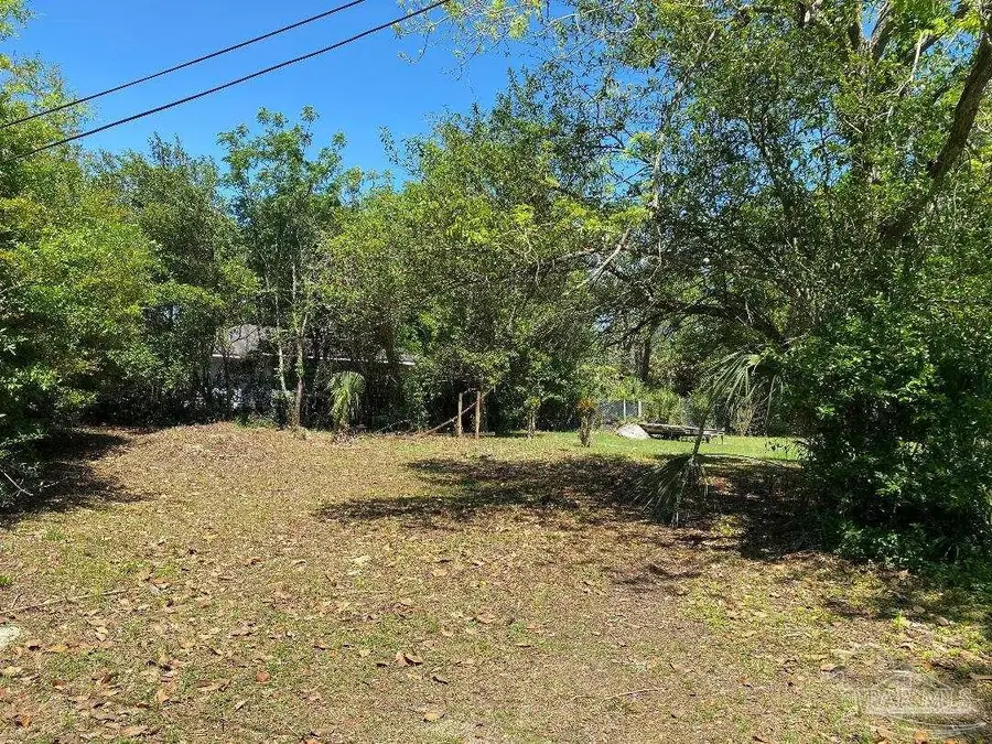 1212 W Hatton St, Pensacola, FL 32501 - #2