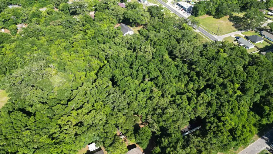 136 E Johnson Ave, Pensacola, FL 32514 - #2