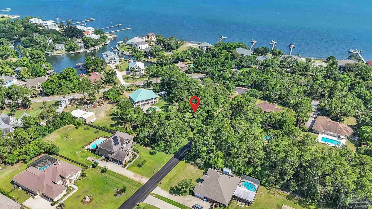 000 Dubose Rd, Gulf Breeze, FL 32563 - #1