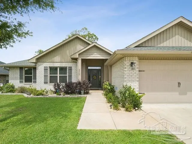 5717 Old Stone Blvd, Milton, FL 32570 - #1