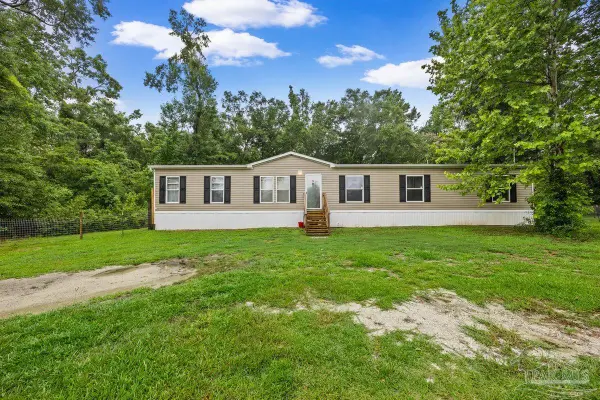 631 Campbell Rd, Century, FL 32535