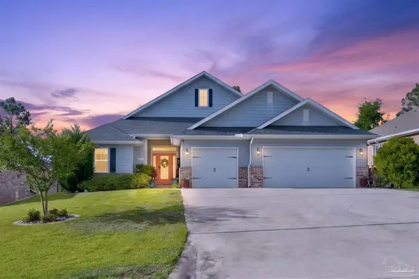 8112 Majestic Cypress Dr, Milton, FL 32583