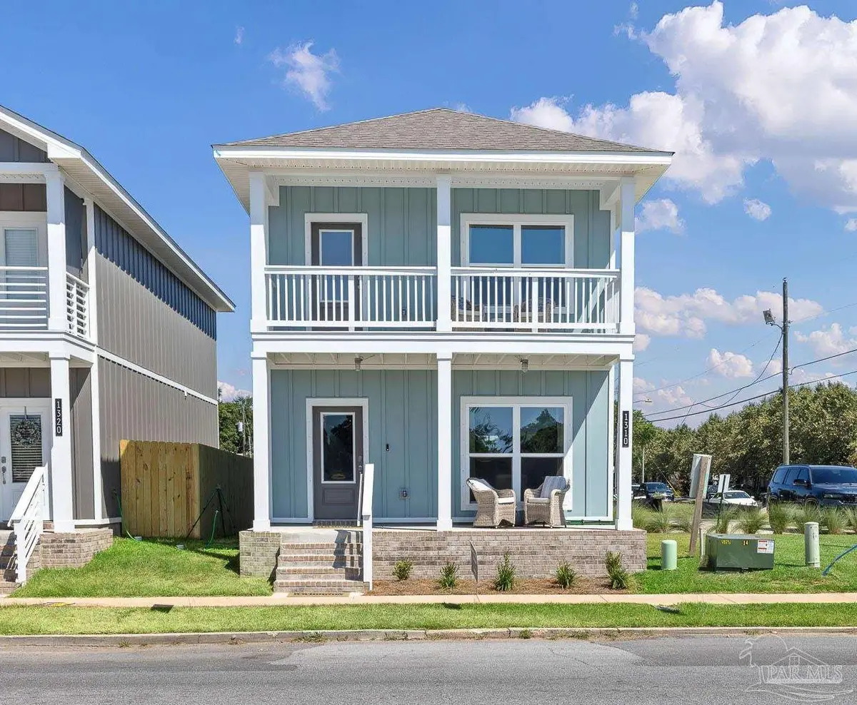 1340 W Zarragossa St, Pensacola, FL 32502 - #1