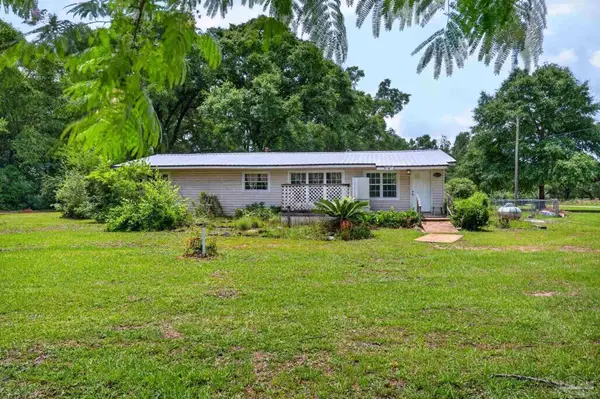 6253 Allentown Rd, Milton, FL 32570