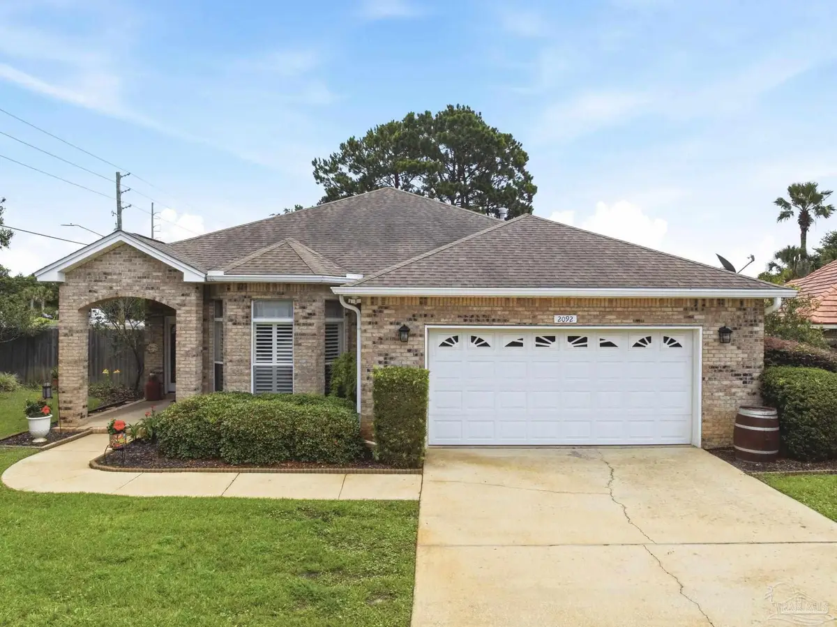 2092 Pritchard Pt Dr, Navarre, FL 32566 - #1