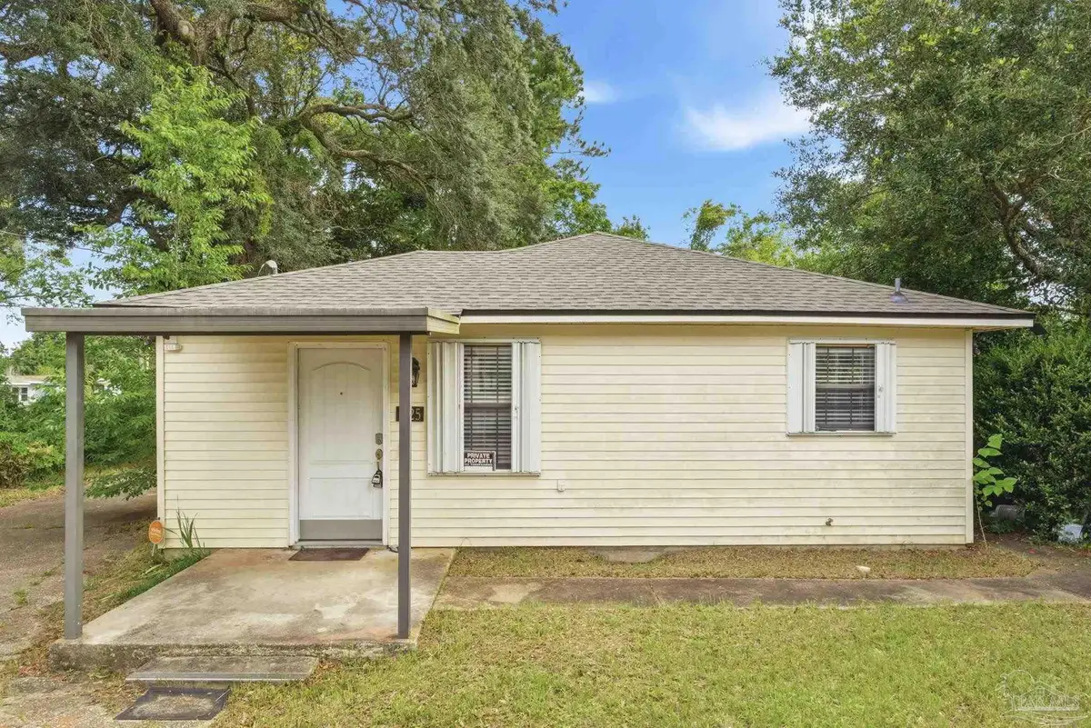 1125 W Scott St, Pensacola, FL 32501 - #1
