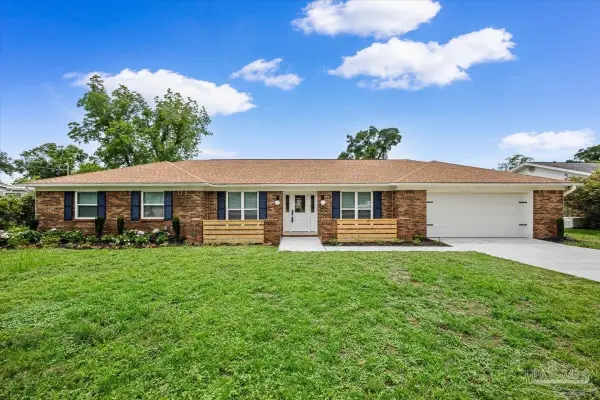 635 Whitney Dr, Pensacola, FL 32503