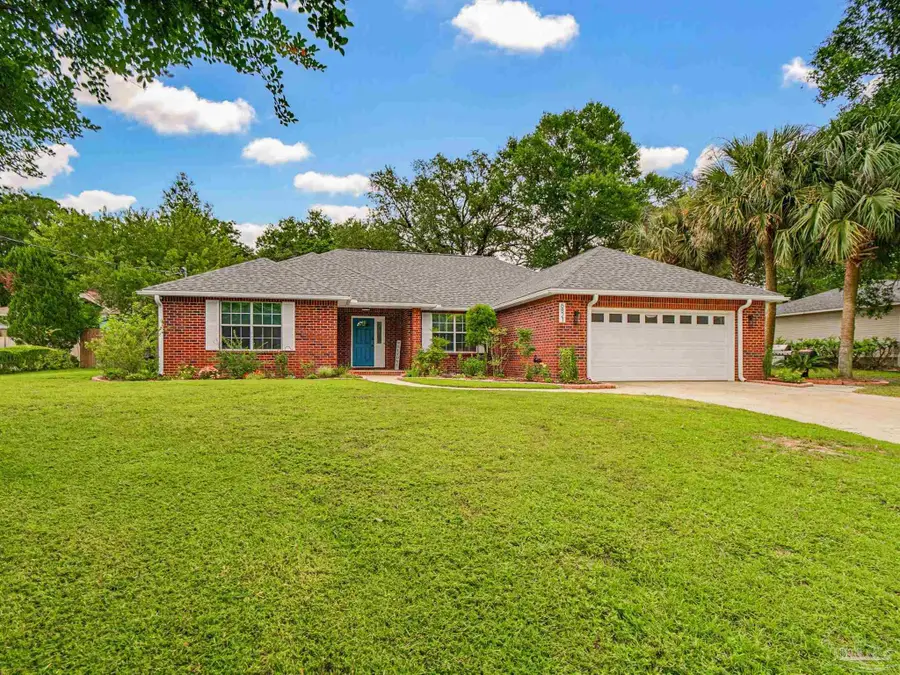 6821 Cedar Lake Dr, Pensacola, FL 32526 - #2