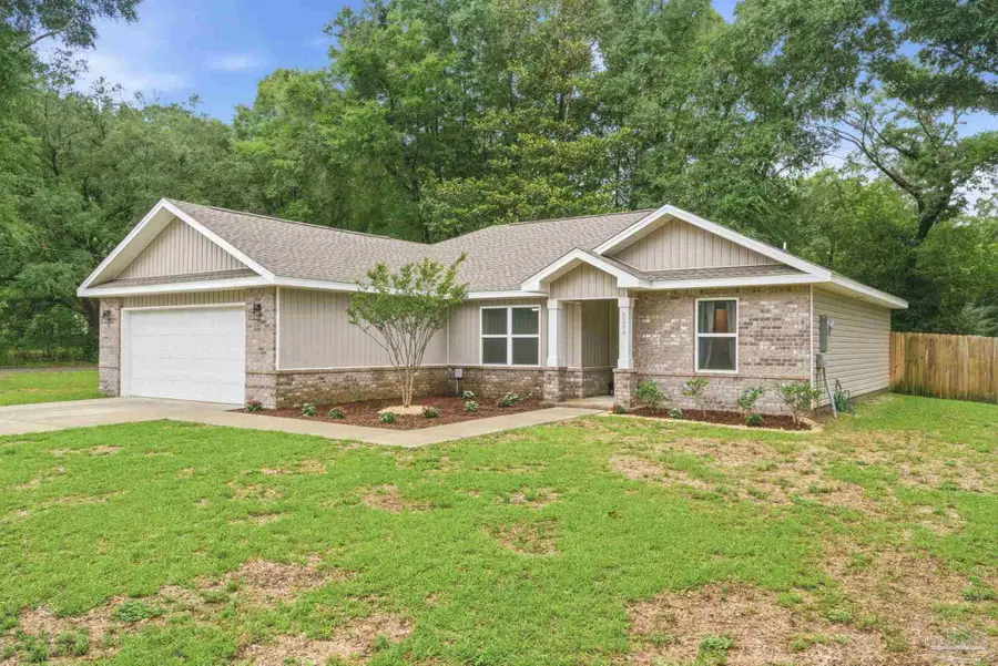 5284 Godfrey St, Crestview, FL 32539 - #2