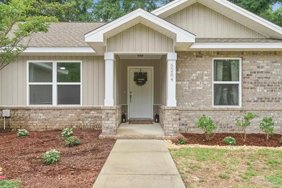 5284 Godfrey St, Crestview, FL 32539 - #3