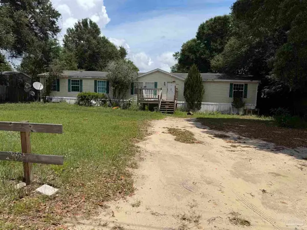 5570 Bantola Dr, Milton, FL 32583