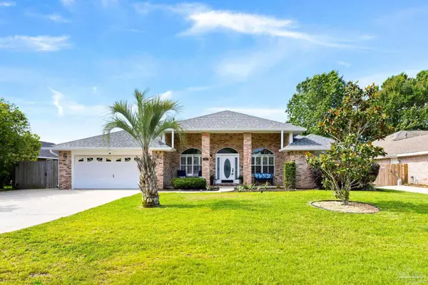 4995 Choctaw Ave, Pensacola, FL 32507