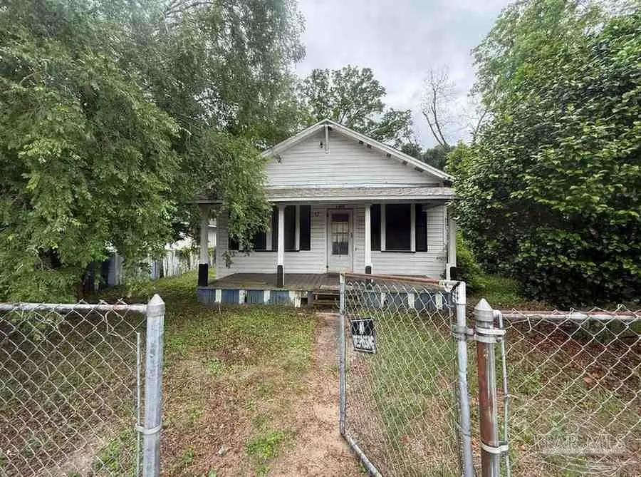 3007 W Cervantes St, Pensacola, FL 32505 - #1