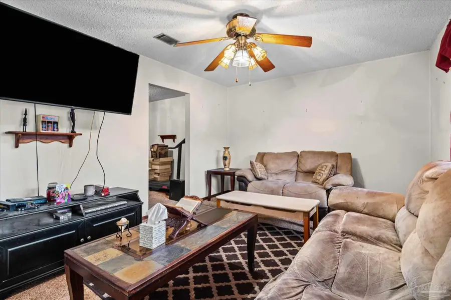 6201 Silver Oak Dr, Milton, FL 32570 - #2