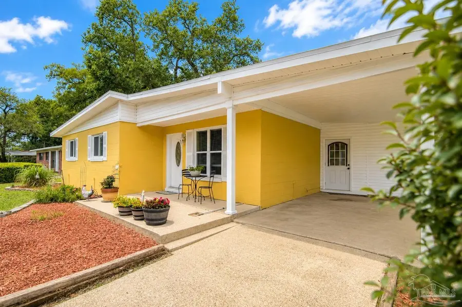 12 Huntington Dr, Pensacola, FL 32506 - #2