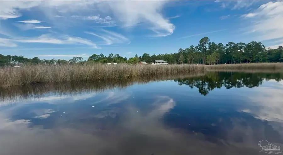 7524 Petersen Pt Rd, Milton, FL 32583 - #2