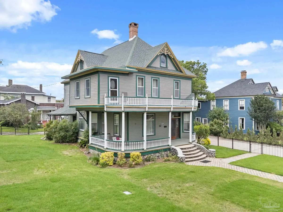 52 W Gonzalez St, Pensacola, FL 32501 - #1