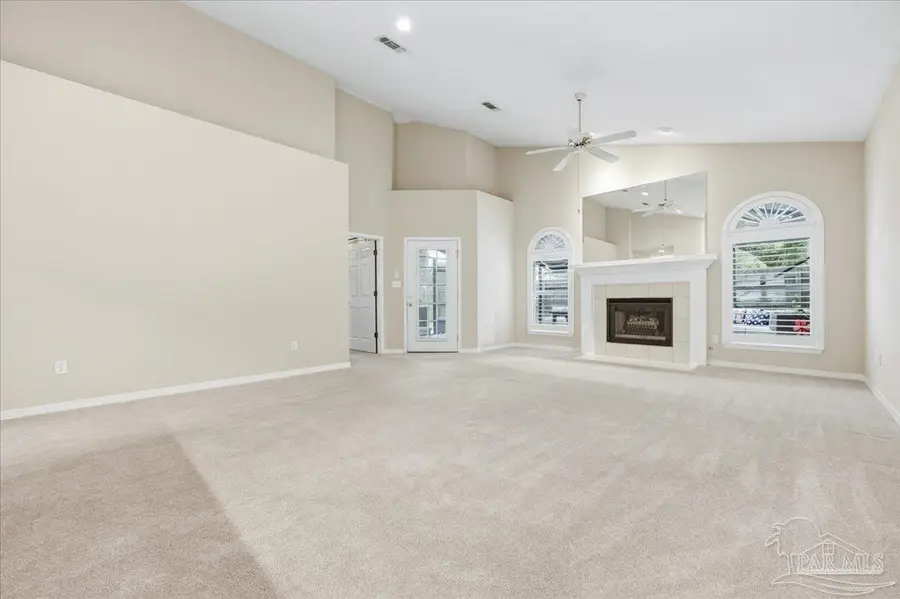 3171 Oak Shadow Ln, Pensacola, FL 32504 - #3