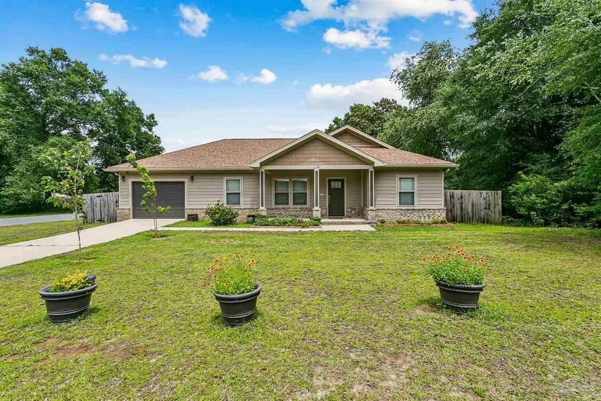 6199 Old Hickory Rd, Crestview, FL 32539 - #1