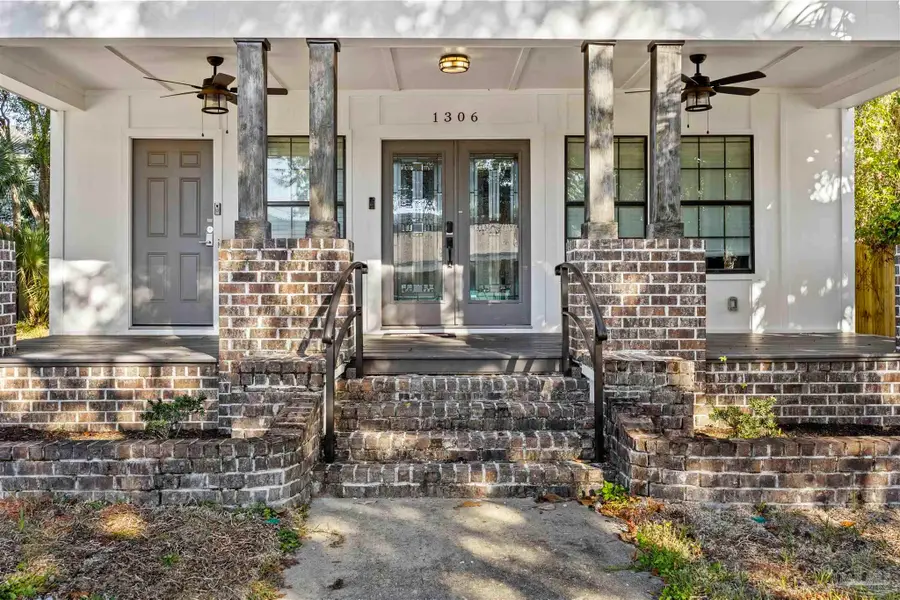 1306 E Gonzalez St, Pensacola, FL 32501 - #3