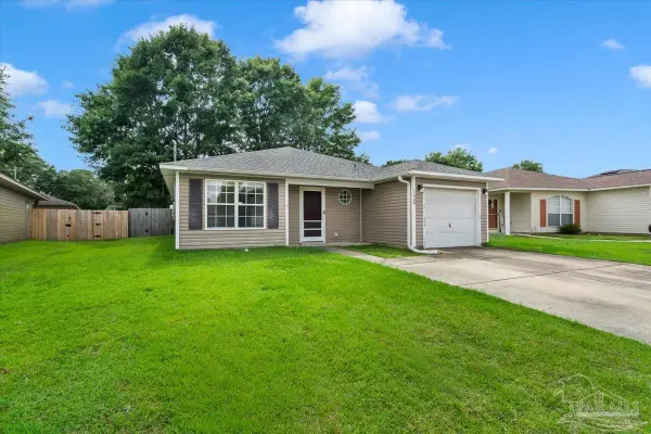 11040 Chippewa Way, Pensacola, FL 32534